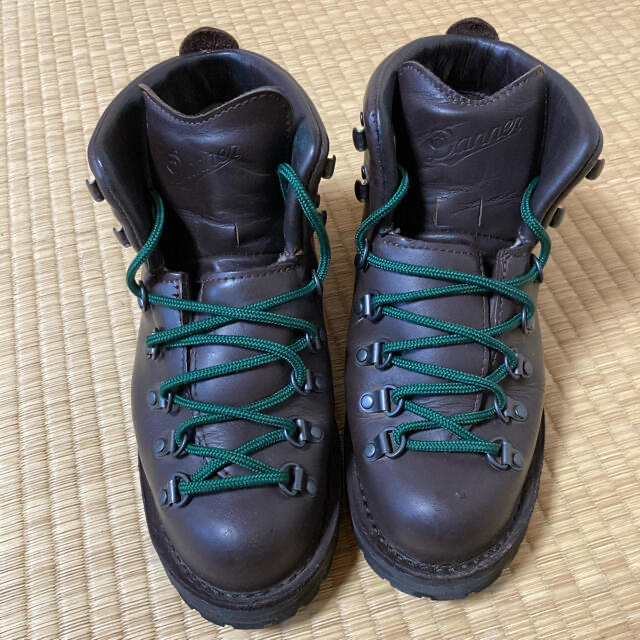 Danner(ダナー)のDanner Mountain Light II GORE-TEX ブラウン メンズの靴/シューズ(ブーツ)の商品写真