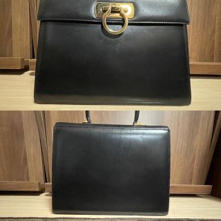 サルヴァトーレフェラガモ(Salvatore Ferragamo)のFerragamo ハンドバッグ(ハンドバッグ)