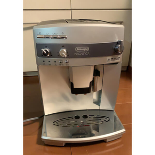 デロンギ(DeLonghi)の15回程度使用/デロンギコーヒーメーカー ESAM03110S(エスプレッソマシン)