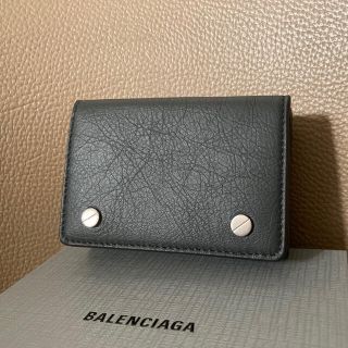 バレンシアガ(Balenciaga)の新品未使用！バレンシアガ 三つ折り財布 スタッズ付き(折り財布)