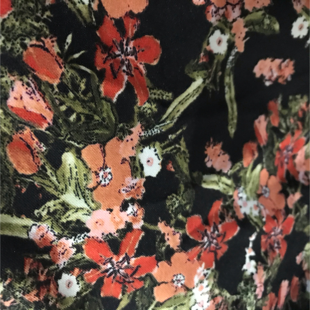SNIDEL(スナイデル)のアンドドットノスタルジア　花柄ワンピース レディースのワンピース(ロングワンピース/マキシワンピース)の商品写真