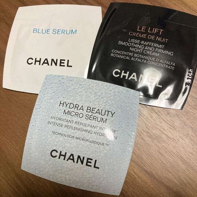 CHANEL(シャネル)のCHANEL スキンケアサンプル3種セット　ブルーセラム　イドゥラビューティー他 コスメ/美容のスキンケア/基礎化粧品(美容液)の商品写真