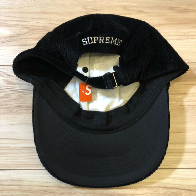 Supreme(シュプリーム)の新品 定価以下 Supreme Corduroy 6-Panel CAP 帽子 メンズの帽子(キャップ)の商品写真