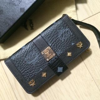 エムシーエム(MCM)のMCM 5.5s専用カバー(iPhoneケース)