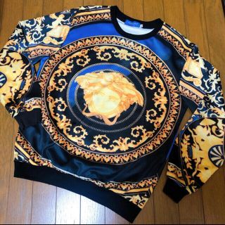 ヴェルサーチ(VERSACE)のトップス L ヴェルサーチ風(パーカー)