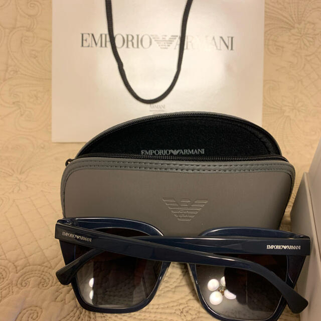 Emporio Armani(エンポリオアルマーニ)のCOCAさん専用。アルマーニ　サングラス、新品 メンズのファッション小物(サングラス/メガネ)の商品写真