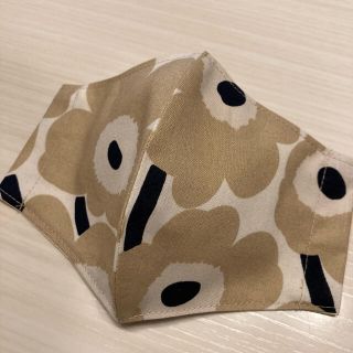 マリメッコ(marimekko)のこまとわ様専用☆追加分　小さめ　立体　インナーマスク　ベージュ(その他)