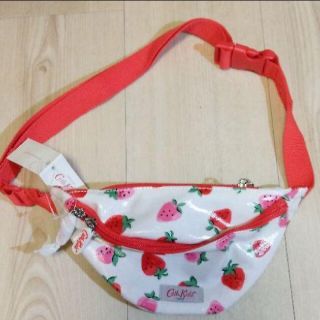 キャスキッドソン(Cath Kidston)の【売り切り大特価】キャスキッドソン　キャスキッズ　ボディバッグ　新品未使用(ポシェット)