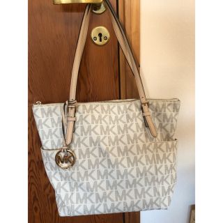 マイケルコース(Michael Kors)のマイケルコース  バッグ⚠︎再お値下げ中(ハンドバッグ)