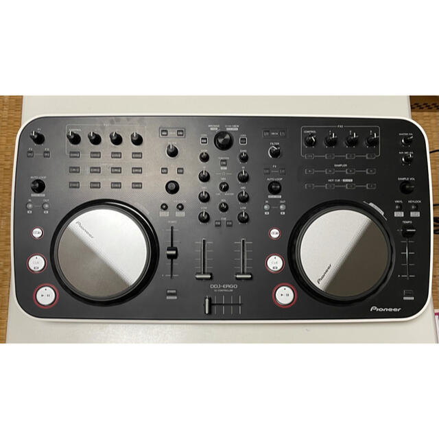 Pioneer(パイオニア)のPioneer DDJ-ERGO-V 楽器のDJ機器(PCDJ)の商品写真