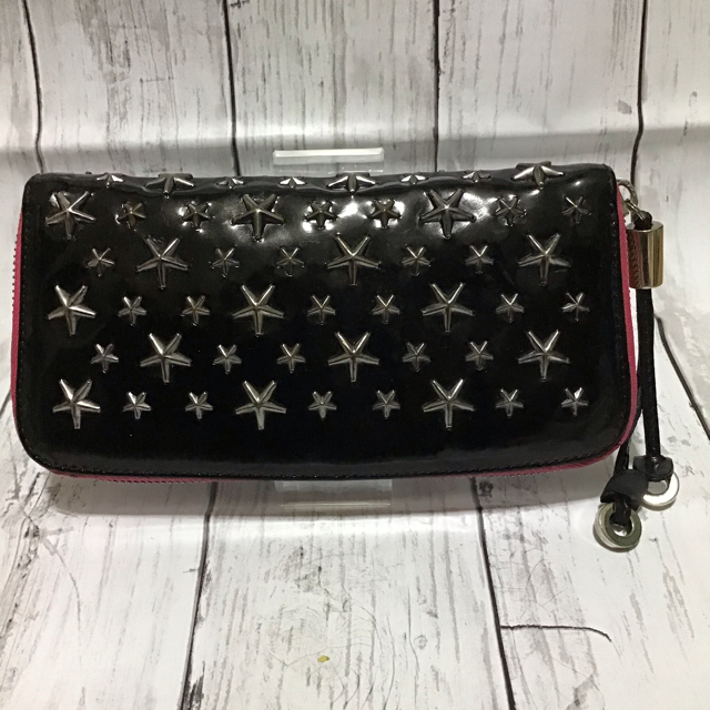 美品　JIMMY CHOO　ジミーチュウ　カーナビー　ラウンドジップウォレット