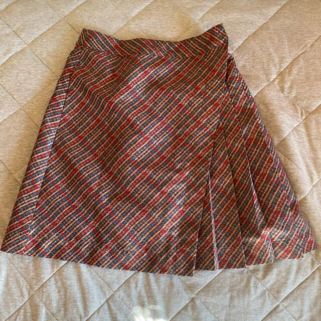 KBF(ケービーエフ)のKBF スカート レディースのスカート(ひざ丈スカート)の商品写真