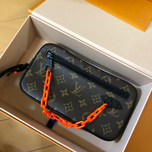 LOUIS VUITTON(ルイヴィトン)のルイヴィトン ヴァージルアブロー ポシェットヴォルガ M44482  メンズのバッグ(セカンドバッグ/クラッチバッグ)の商品写真