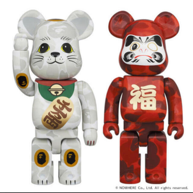 A BATHING APE(アベイシングエイプ)のBE@RBRICK BAPE招き猫 & 達磨 400% 2PACK エンタメ/ホビーのフィギュア(その他)の商品写真