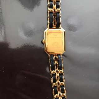 CHANELプルミエールPLAQUE OR G 20ブラックxゴールド腕時計