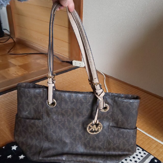 Michael Kors(マイケルコース)のMICHEAL KORSトートバッグ レディースのバッグ(トートバッグ)の商品写真