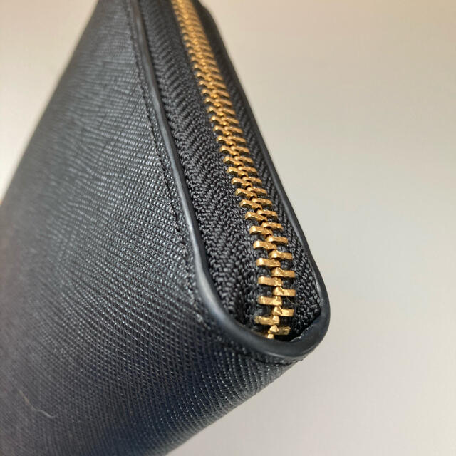 Tory Burch(トリーバーチ)のトリーバーチ　ラウンドジップウォレット　黒　長財布 レディースのファッション小物(財布)の商品写真