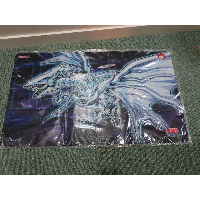 遊戯王 青眼の亜白龍? 20th ANNIVERSARY プレイマットmr 遊戯王 青眼の亜白龍? 20th ANNIVERSARY プレイマットmr
