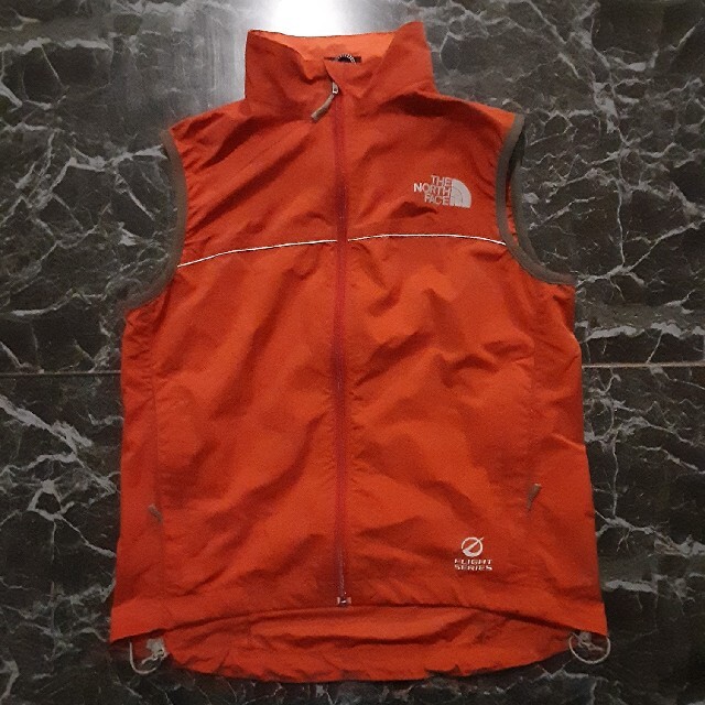 THE NORTH FACE(ザノースフェイス)のノースフェイス レディースベスト レディースのトップス(ベスト/ジレ)の商品写真