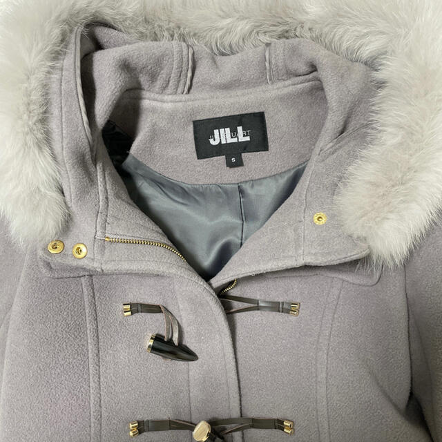 JILL by JILLSTUART(ジルバイジルスチュアート)の【最終値下げ】JILL by JILL STUART ウェブ限定ダッフルコート レディースのジャケット/アウター(ダッフルコート)の商品写真