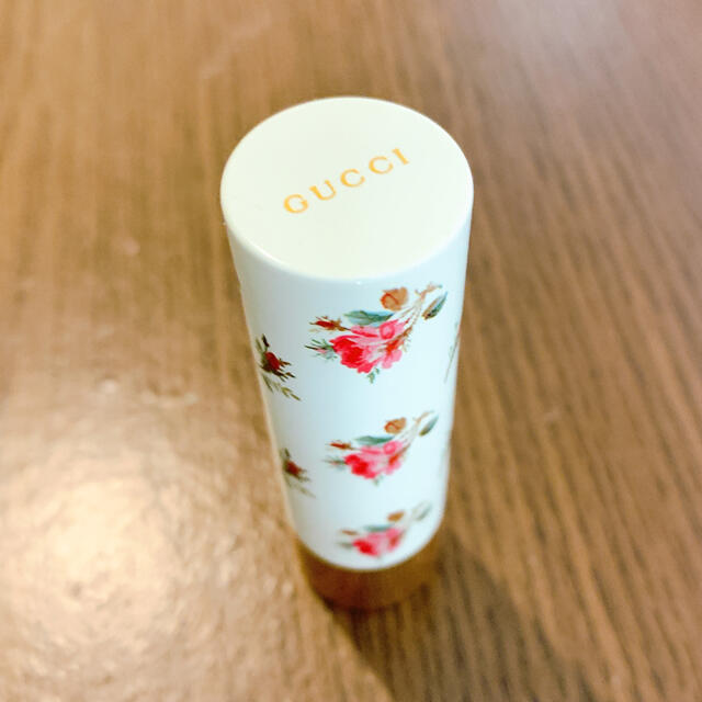 Gucci(グッチ)のGUCCI リップスティックルージュ #401 コスメ/美容のベースメイク/化粧品(口紅)の商品写真