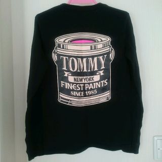 トミー(TOMMY)のバックプリントが可愛い☆トミー黒ロンT(Tシャツ/カットソー(七分/長袖))