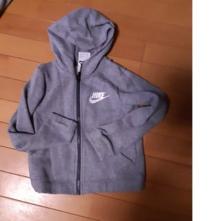 ナイキ(NIKE)の☆キッズ　NIKE　裏起毛パーカー☆(ジャケット/上着)