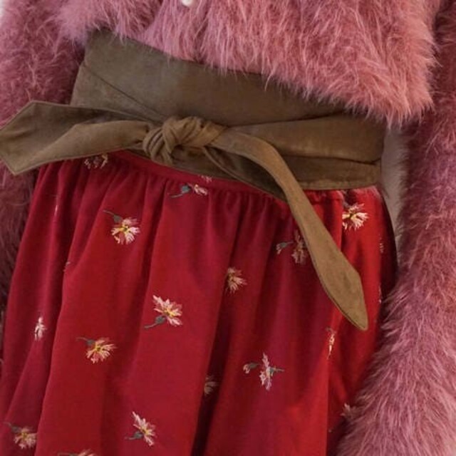 JILL by JILLSTUART(ジルバイジルスチュアート)のジルバイジルスチュアート　ベルト付　スカート レディースのスカート(ひざ丈スカート)の商品写真