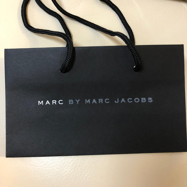 MARC BY MARC JACOBS(マークバイマークジェイコブス)のMARCBYMARCJACOBS紙袋 レディースのバッグ(ショップ袋)の商品写真