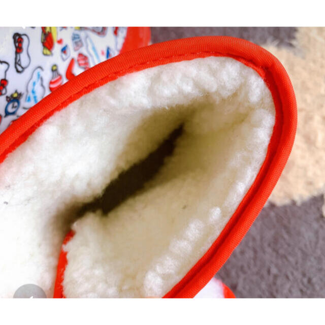 キティちゃん　スノーブーツ キッズ/ベビー/マタニティのベビー靴/シューズ(~14cm)(ブーツ)の商品写真