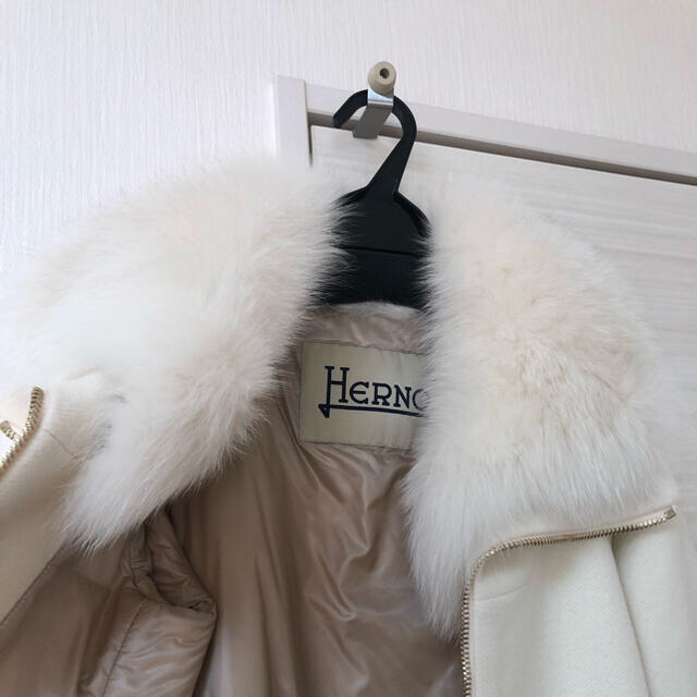HERNO(ヘルノ)のHERNOコート レディースのジャケット/アウター(ロングコート)の商品写真