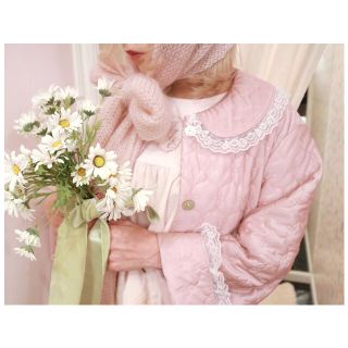 Katie - Katie 新品 MIA FARROW キルトコート ピンクの通販 by