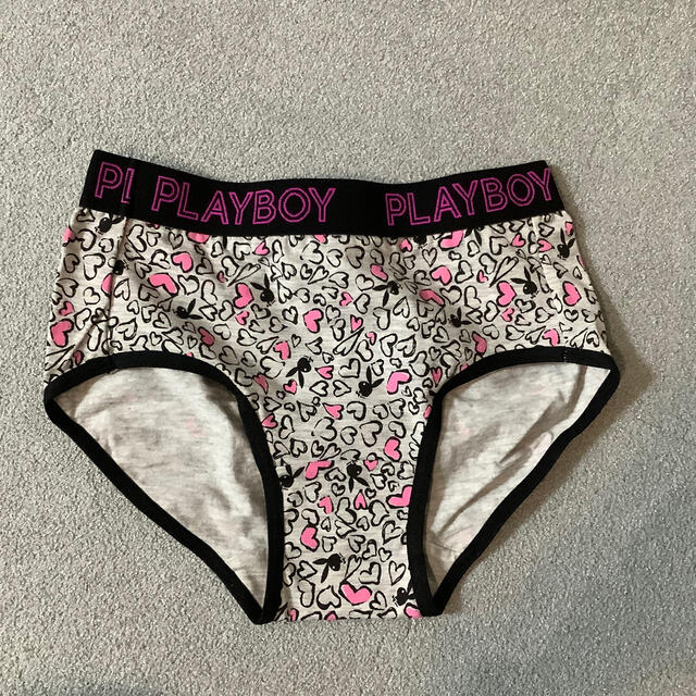 PLAYBOY - ショーツ セットの通販 by min'shop|プレイボーイ PLAYBOY - ショーツ セットの通販 by min'shop|プレイボーイ