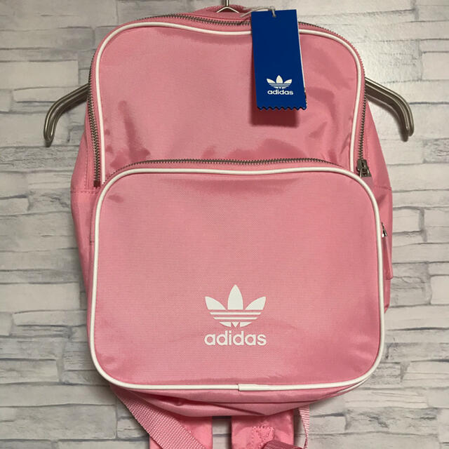 adidas  アディダス  オリジナルス　新品　バックパック　リュック