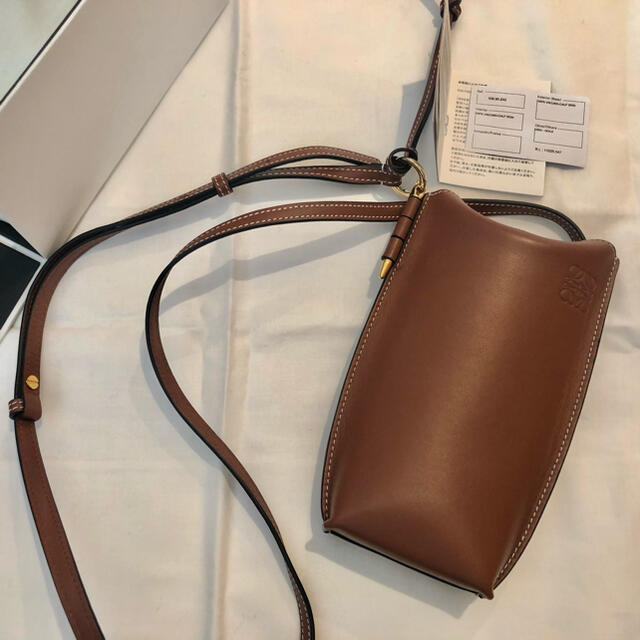 ポシェットLOEWE ゲートポケット