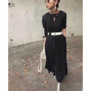 アメリヴィンテージ(Ameri VINTAGE)のameri BELTED TUCK PLEATS DRESS アメリ(ロングワンピース/マキシワンピース)