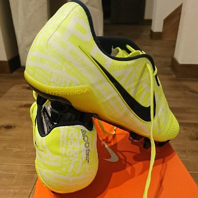 NIKEファントムヴェノムエリートSG-PROスパイクティエンボ NIKEファントムヴェノムエリートSG-PROスパイクティエンボ