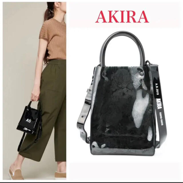 Balenciaga(バレンシアガ)の限定コラボ　AKIRA×Nana-Nana A5 ショルダーバッグ レディースのバッグ(ショルダーバッグ)の商品写真