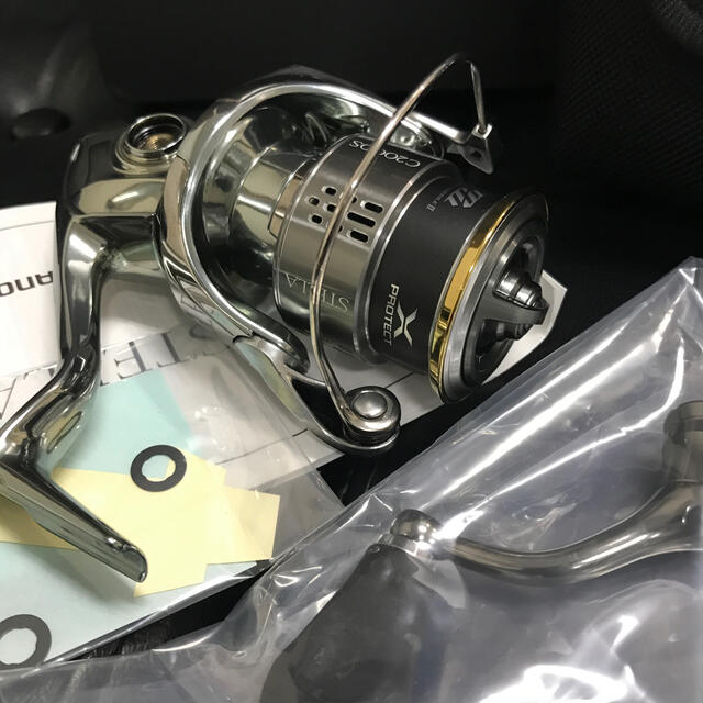 Shimano 新品 シマノ 18 ステラ C00s 18年モデル スピニングリールの通販 By まかろん シマノならラクマ Shimano 新品 シマノ 18 ステラ C00s 18年モデル スピニングリールの通販 By まかろん シマノならラクマ