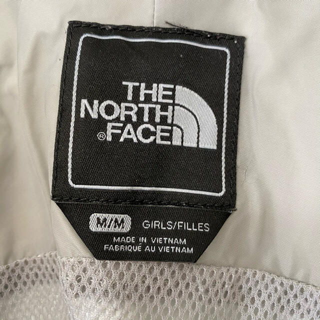 THE NORTH FACE(ザノースフェイス)の訳あり！NORTH FACE ノースフェイス ガールズ　女の子ナイロンジャケット レディースのジャケット/アウター(ナイロンジャケット)の商品写真