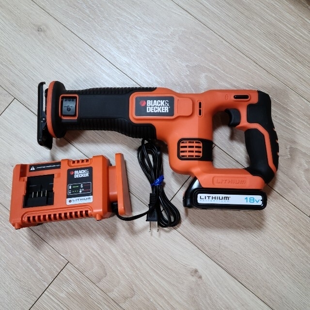 EXR18 コードレスレシプロソー BLACK&DECKER