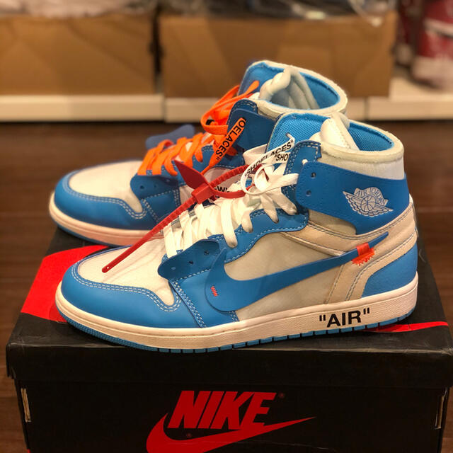 OFF-WHITE(オフホワイト)の【正規店購入品】Air Jordan 1✖️オフホワイトUniversity  メンズの靴/シューズ(スニーカー)の商品写真