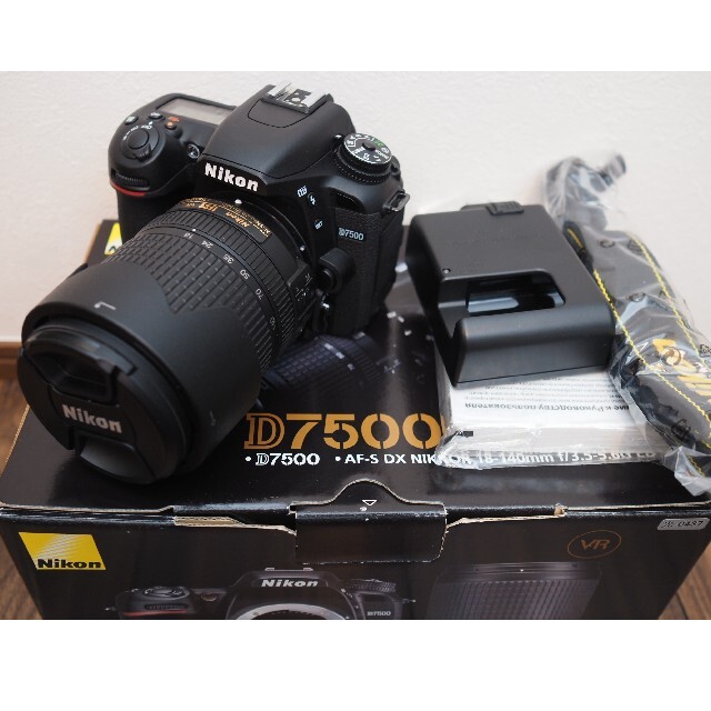 【正規品直輸入】 Nikon - Nikon ニコン D7500 18-140 VR レンズキット デジタル一眼