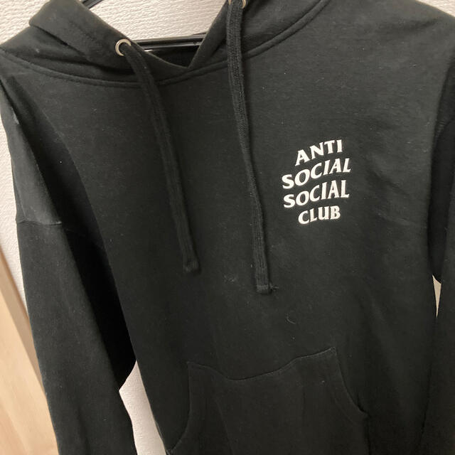 ANTI social social club パーカー