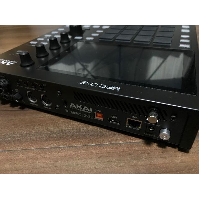 AKAI MPC ONE サンプラー AKAI MPC ONE サンプラー