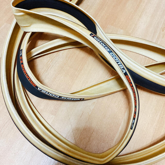 Vittoria Corsa Graphene 2.0 700×25c 2本