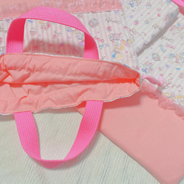 ハンドメイド　入園入学グッズ　ユニコーン　ピンク ハンドメイドのキッズ/ベビー(バッグ/レッスンバッグ)の商品写真