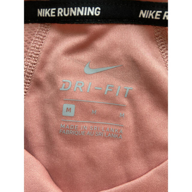 NIKE(ナイキ)の新品未着用タグ付き★ NIKE dry-fit Tシャツ　ピンク スポーツ/アウトドアのランニング(ウェア)の商品写真