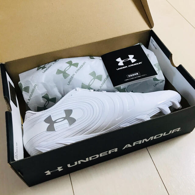 UNDER ARMOUR(アンダーアーマー)の新品　定価10,450円　アンダーアーマー　サッカー　スパイク　ニトロ　27.5 スポーツ/アウトドアのサッカー/フットサル(シューズ)の商品写真