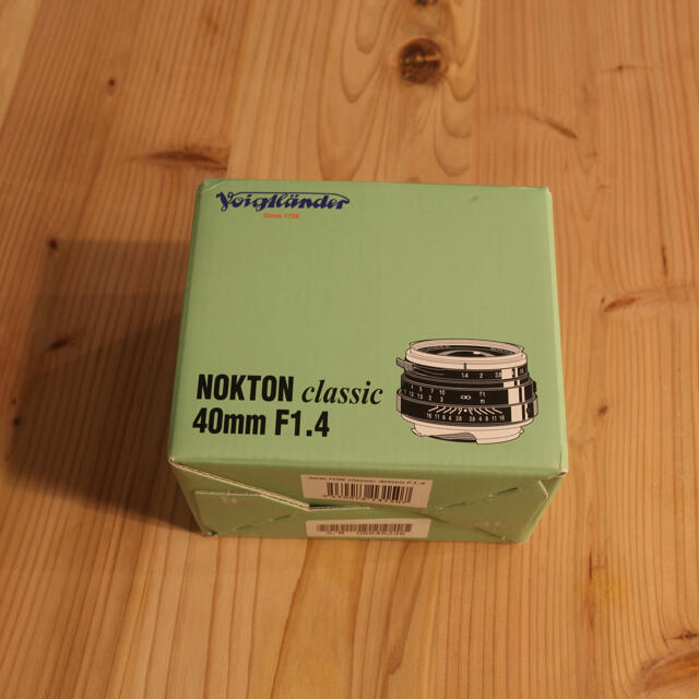 フォクトレンダー　NOKTON classic 40mm F1.4 MC スマホ/家電/カメラのカメラ(レンズ(単焦点))の商品写真